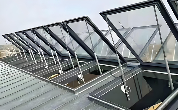 消防雄关区排烟窗的接线安装指南 消防雄关区排烟窗的接线安装指南