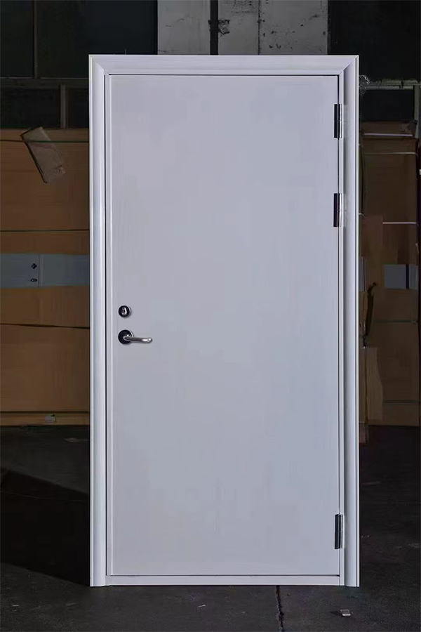 社区活动中心加装雄关区防火门保障居民安全